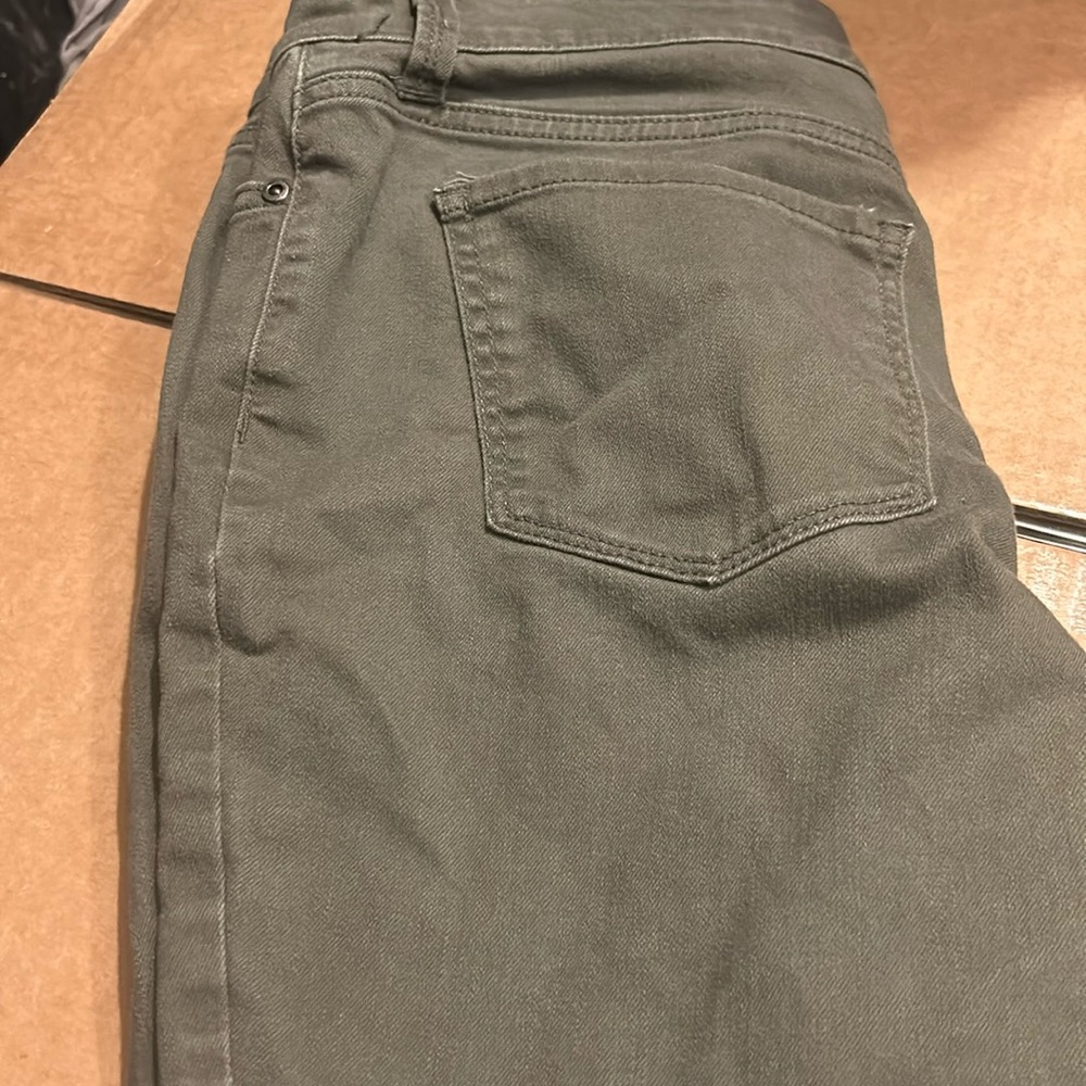 St John’s Bay
Skinny leg 
Size 12 
Greenish color